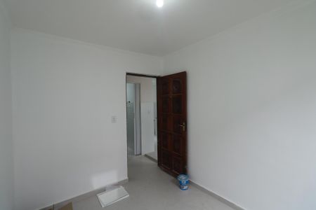 Quarto 2 de apartamento para alugar com 2 quartos, 45m² em Vila Conceicao, Diadema