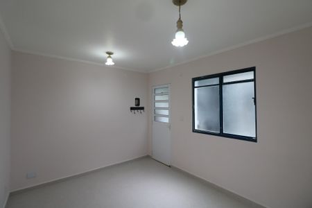 Sala de apartamento para alugar com 2 quartos, 45m² em Vila Conceicao, Diadema