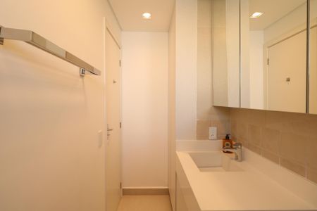 Apartamento para alugar com 44m², 1 quarto e 1 vaga Apartamento para alugar com 44m², 1 quarto e 1 vagaBanheiro
