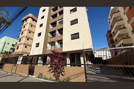 Apartamento para alugar com 62m², 2 quartos e 1 vaga Apartamento para alugar com 62m², 2 quartos e 1 vagaFachada