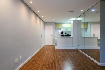 Sala de apartamento para alugar com 3 quartos, 67m² em Vila Andrade, São Paulo