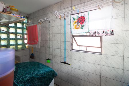 Apartamento à venda com 60m², 2 quartos e 1 vaga Apartamento à venda com 60m², 2 quartos e 1 vagaÁrea de Serviço