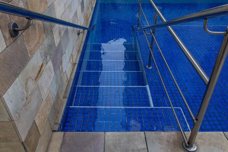 Apartamento à venda com 75m², 2 quartos e 1 vagaÁrea comum - Piscina