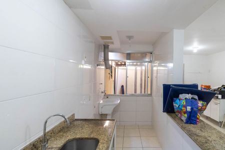 Apartamento à venda com 75m², 2 quartos e 1 vagaCozinha e Área de Serviço