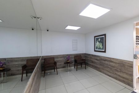 Apartamento à venda com 75m², 2 quartos e 1 vagaHall social