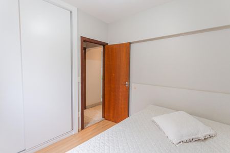 Apartamento à venda com 142m², 4 quartos e 2 vagas