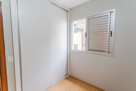Apartamento à venda com 142m², 4 quartos e 2 vagas