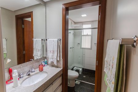 Apartamento à venda com 142m², 4 quartos e 2 vagas
