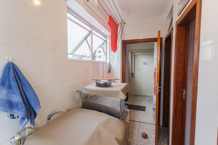 Apartamento à venda com 142m², 4 quartos e 2 vagas