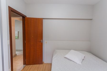 Apartamento à venda com 142m², 4 quartos e 2 vagas