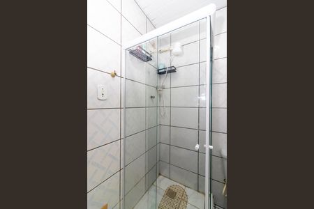 Casa para alugar com 100m², 2 quartos e 1 vaga Casa para alugar com 100m², 2 quartos e 1 vagaBanheiro da Suíte