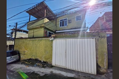 Fachada de casa para alugar com 2 quartos, 100m² em Bento Ribeiro, Rio de Janeiro