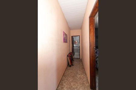 Corredor de casa para alugar com 2 quartos, 100m² em Bento Ribeiro, Rio de Janeiro