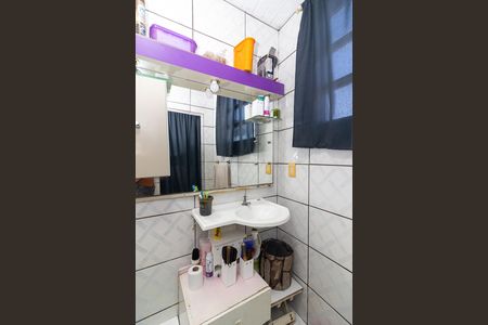 Casa para alugar com 100m², 2 quartos e 1 vaga Casa para alugar com 100m², 2 quartos e 1 vagaBanheiro da Suíte