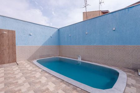Casa para alugar com 380m², 3 quartos e 1 vaga Casa para alugar com 380m², 3 quartos e 1 vagaPiscina