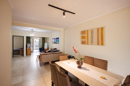 Sala de Jantar de casa para alugar com 3 quartos, 380m² em Piracangaguá, Taubaté