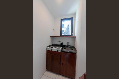 Cozinha de apartamento para alugar com 1 quarto, 40m² em Consolação, São Paulo