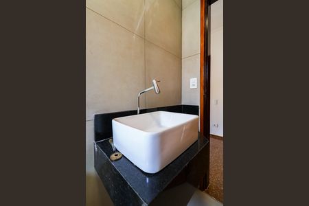 Casa à venda com 269m², 4 quartos e 3 vagas