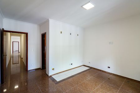 Casa à venda com 269m², 4 quartos e 3 vagas