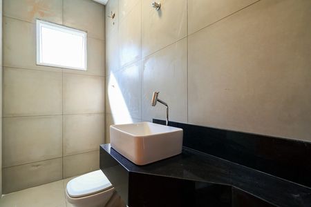 Casa à venda com 269m², 4 quartos e 3 vagas
