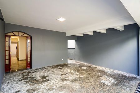 Casa à venda com 4 quartos, 269m² em Jardim Pirajussara, São Paulo