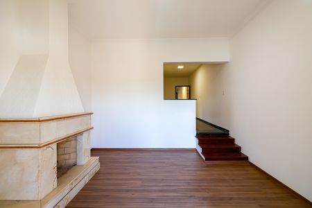 Casa à venda com 269m², 4 quartos e 3 vagas