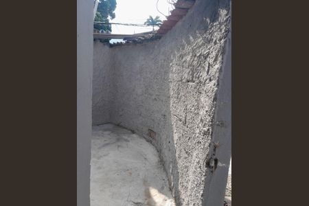 Área Externa de casa para alugar com 1 quarto, 60m² em Vargem Grande, Rio de Janeiro