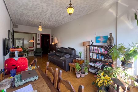 Apartamento à venda com 120m², 2 quartos e 1 vagaSala