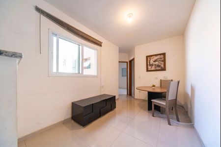 Apartamento à venda com 80m², 2 quartos e 1 vaga Apartamento à venda com 80m², 2 quartos e 1 vagaSala