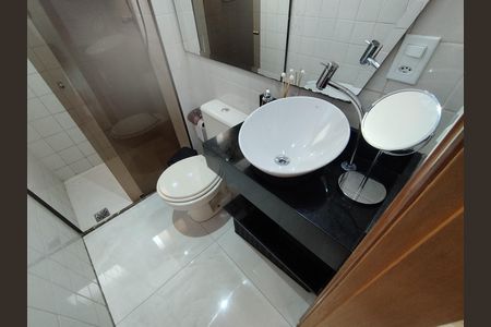 Apartamento à venda com 60m², 2 quartos e 1 vaga Apartamento à venda com 60m², 2 quartos e 1 vagaBanheiro - torneira