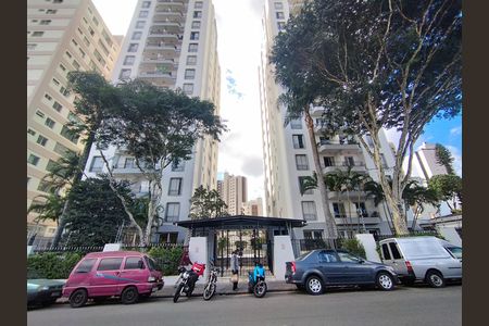 Apartamento à venda com 60m², 2 quartos e 1 vaga Apartamento à venda com 60m², 2 quartos e 1 vagaFachada e portaria
