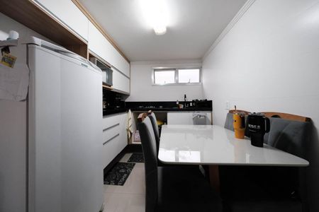 Apartamento à venda com 48m², 2 quartos e 1 vagaCozinha e Área de Serviço