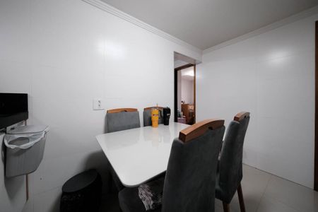 Apartamento à venda com 48m², 2 quartos e 1 vagaCozinha e Área de Serviço