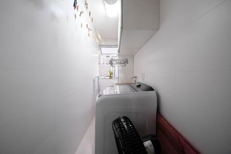 Apartamento à venda com 48m², 2 quartos e 1 vagaCozinha e Área de Serviço