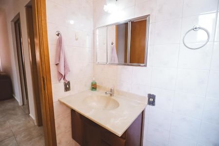 Apartamento para alugar com 60m², 2 quartos e 1 vaga Apartamento para alugar com 60m², 2 quartos e 1 vagaBanheiro