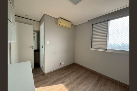 Quarto Suíte de apartamento para alugar com 3 quartos, 73m² em Jaguaribe, Osasco