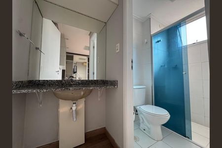 Apartamento para alugar com 73m², 3 quartos e 1 vaga Apartamento para alugar com 73m², 3 quartos e 1 vagaBanheiro da Suíte