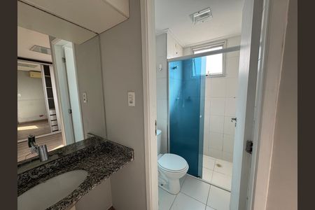 Apartamento para alugar com 73m², 3 quartos e 1 vaga Apartamento para alugar com 73m², 3 quartos e 1 vagaBanheiro da Suíte