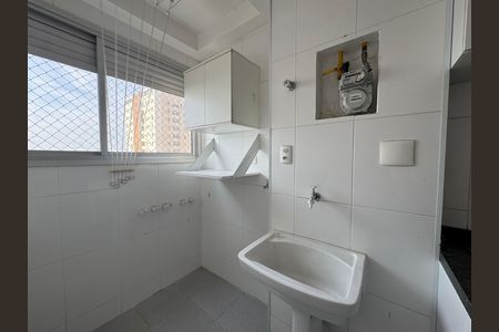 Área de Serviço de apartamento para alugar com 3 quartos, 73m² em Jaguaribe, Osasco