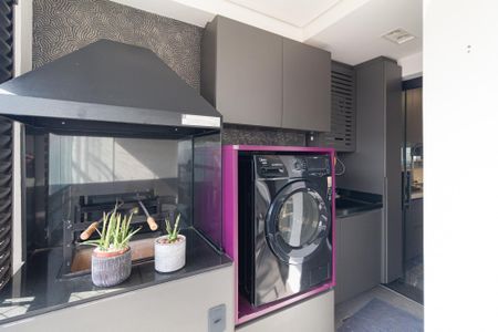 Sacada de apartamento à venda com 2 quartos, 64m² em Continental, Osasco
