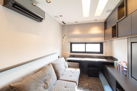 Sala de TV de apartamento à venda com 2 quartos, 64m² em Continental, Osasco