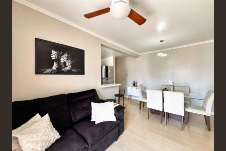 Apartamento à venda com 2 quartos, 57m² em Industrial, Novo Hamburgo
