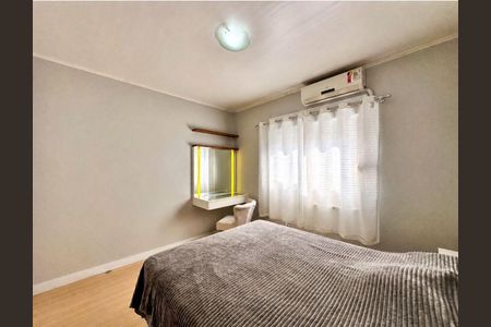 Apartamento à venda com 2 quartos, 57m² em Industrial, Novo Hamburgo