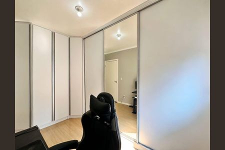 Apartamento à venda com 2 quartos, 57m² em Industrial, Novo Hamburgo