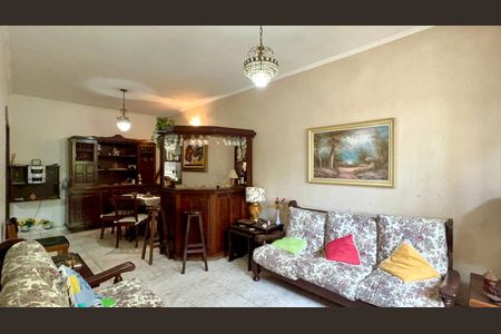 Casa para alugar com 3 quartos, 192m² em Vila Anglo Brasileira, São Paulo