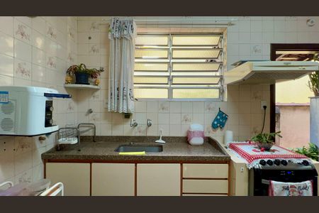 Casa para alugar com 192m², 3 quartos e 2 vagas Casa para alugar com 192m², 3 quartos e 2 vagasCozinha