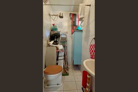 Banheiro de serviço de casa para alugar com 3 quartos, 192m² em Vila Anglo Brasileira, São Paulo