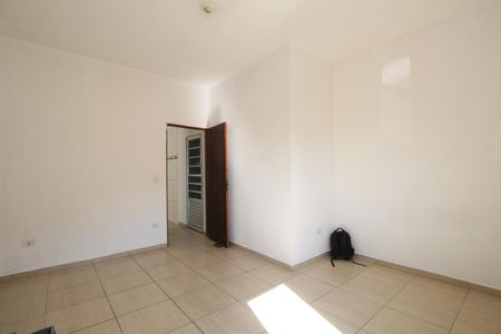 Quarto de casa para alugar com 1 quarto, 40m² em Parque Taboão, Taboão da Serra