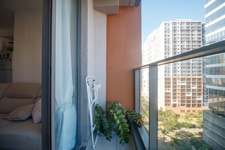 Sala Varanda de apartamento para alugar com 2 quartos, 52m² em Santo Cristo, Rio de Janeiro