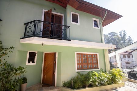 Casa de condomínio à venda com 214m², 3 quartos e 2 vagas Casa de condomínio à venda com 214m², 3 quartos e 2 vagasFACHADA DO CONDOMÍNIO